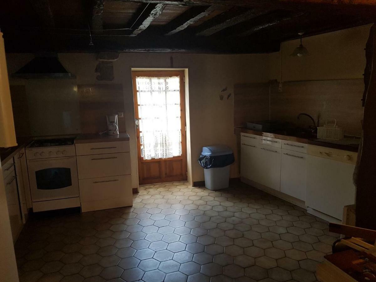 Maison Au Village Du Livre Montolieu Екстер'єр фото