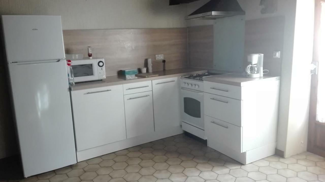 Maison Au Village Du Livre Montolieu Екстер'єр фото